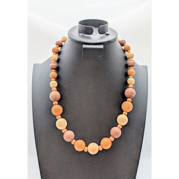 Vintage Multi-Brown Textured Wood Bead 22" Necklace - Picture 1 of 4